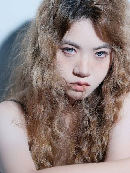 胶片模特