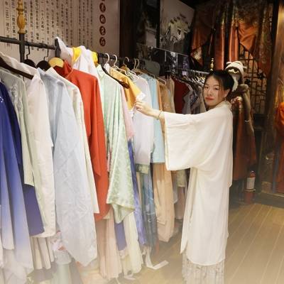 汉服模特