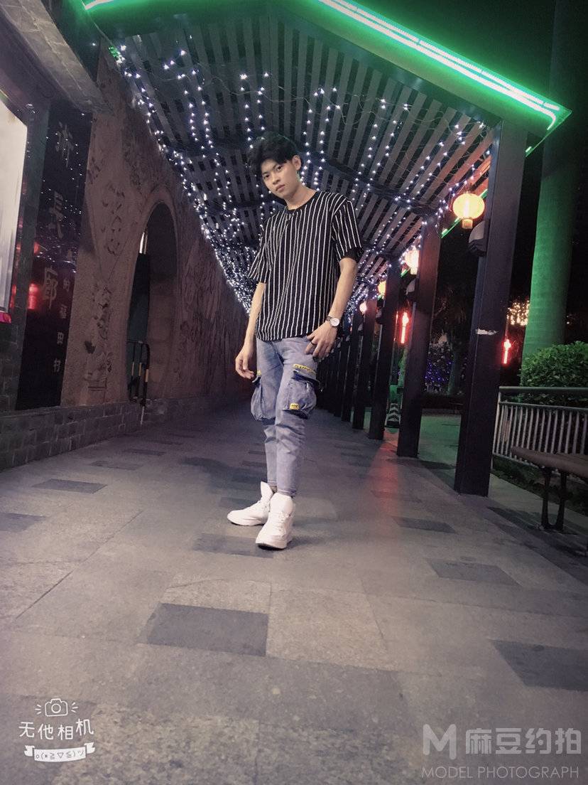 夜景模特
