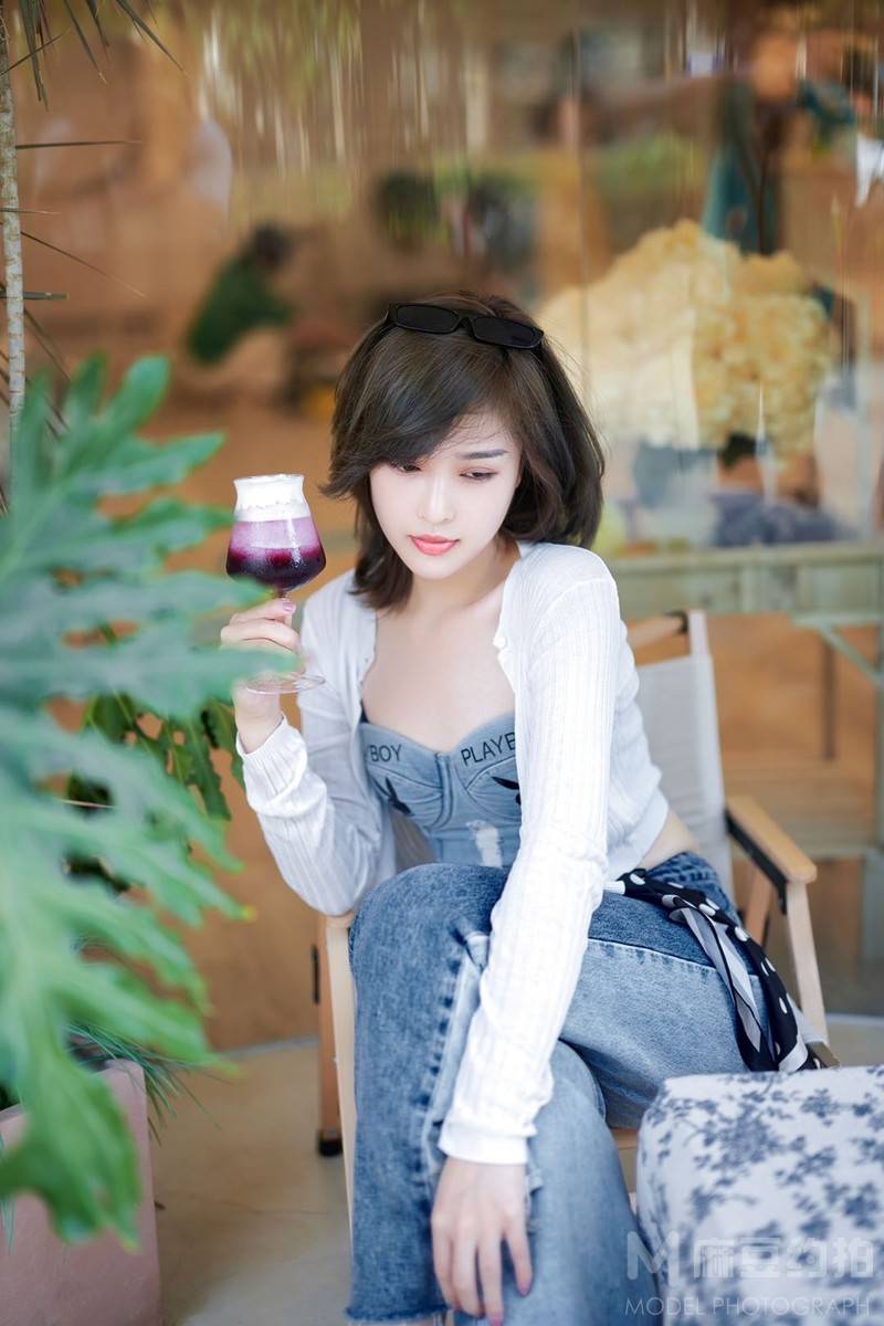妆容模特