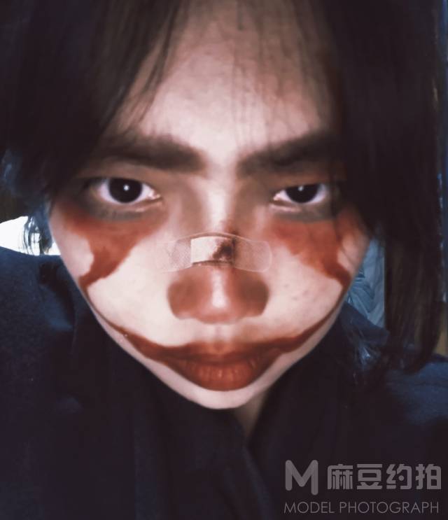 暗黑模特