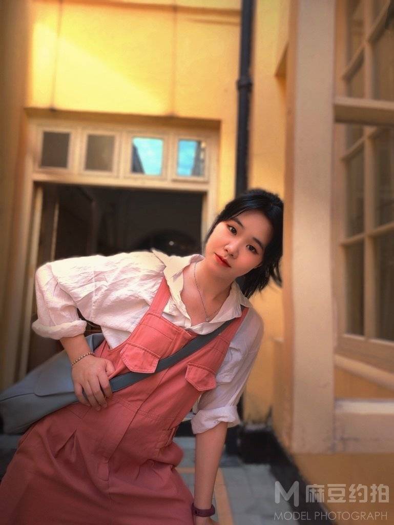 胶片模特