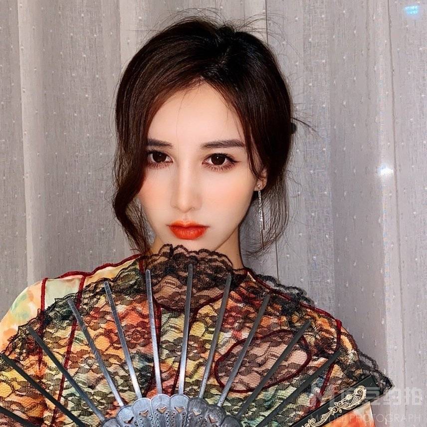 妆容模特