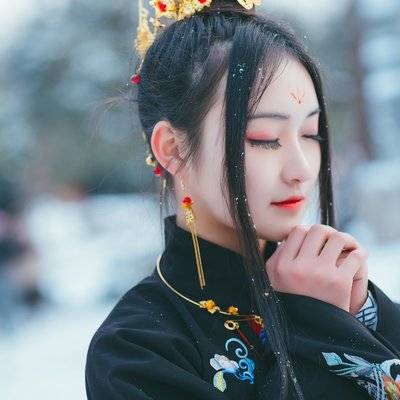 汉服模特