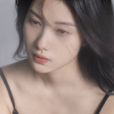 黑白模特