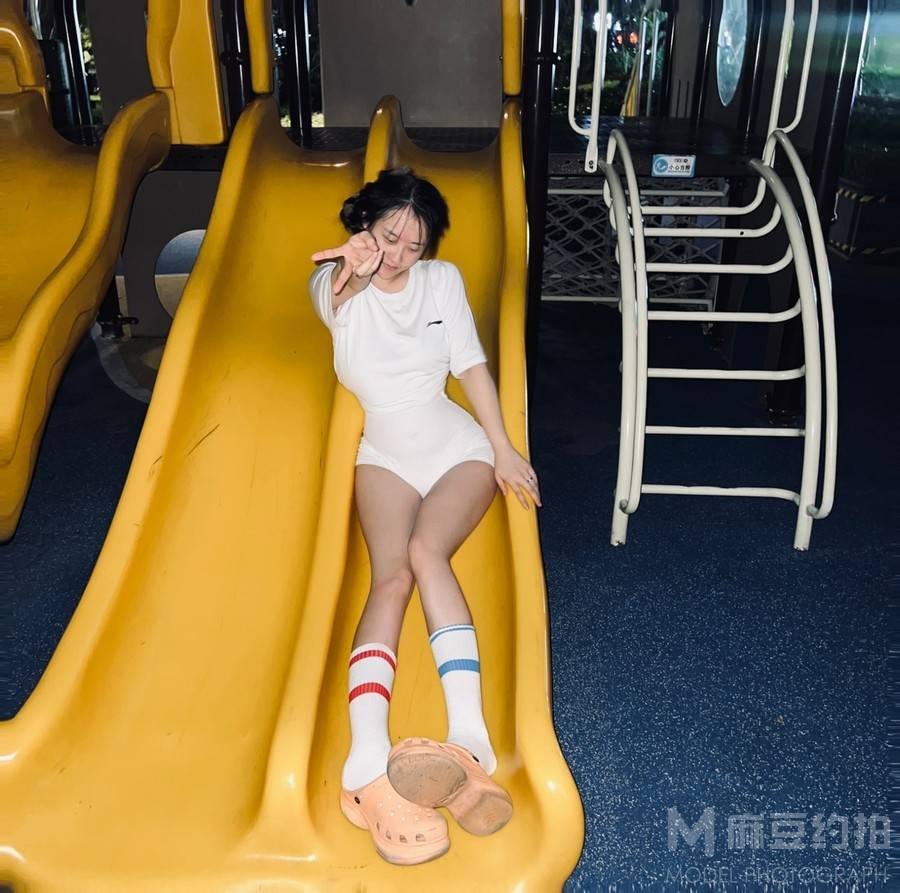 胶片模特