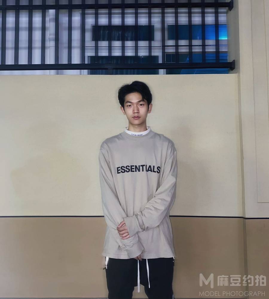 宝丽来模特