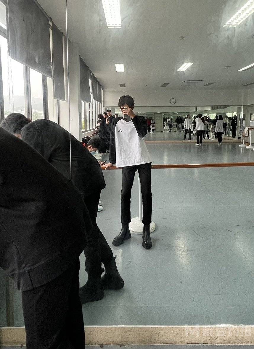 胶片模特