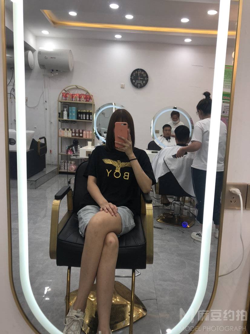 校园模特