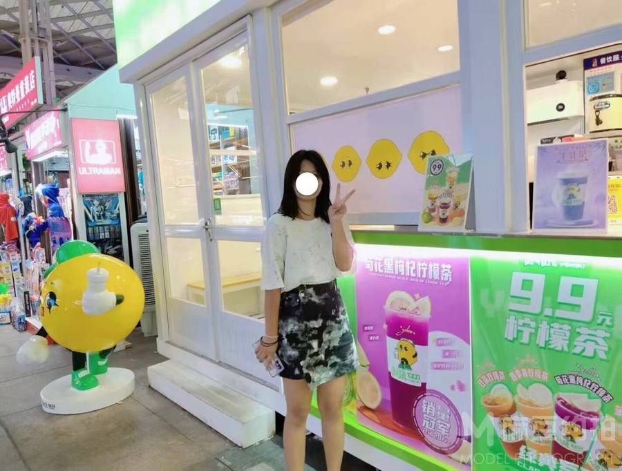 少女模特