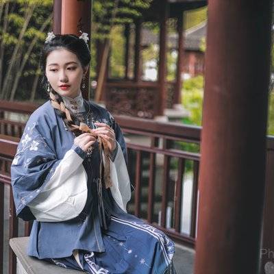 汉服模特