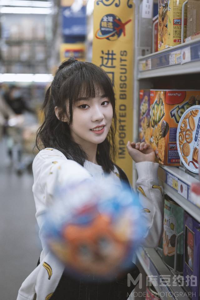 校园模特