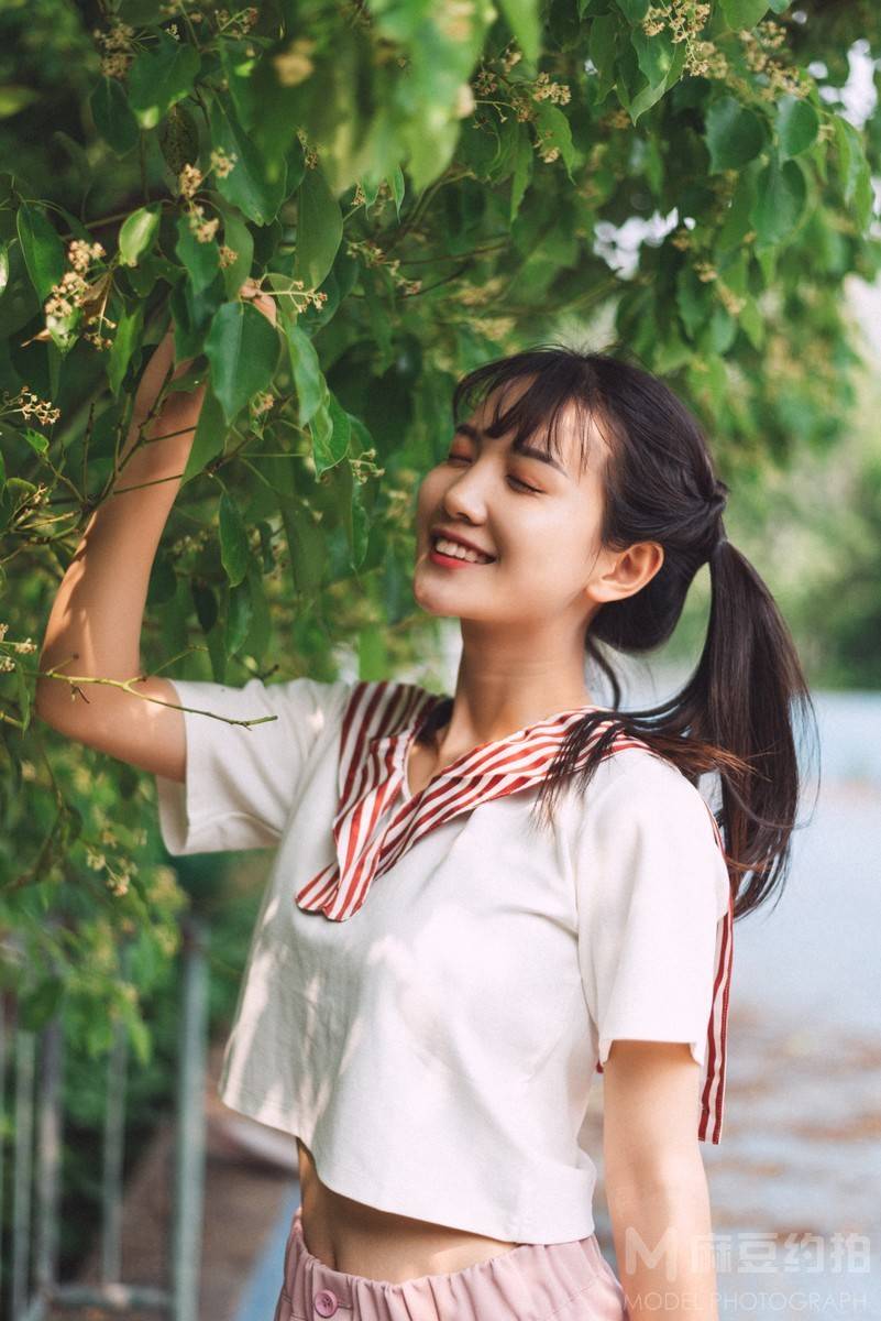 校园模特