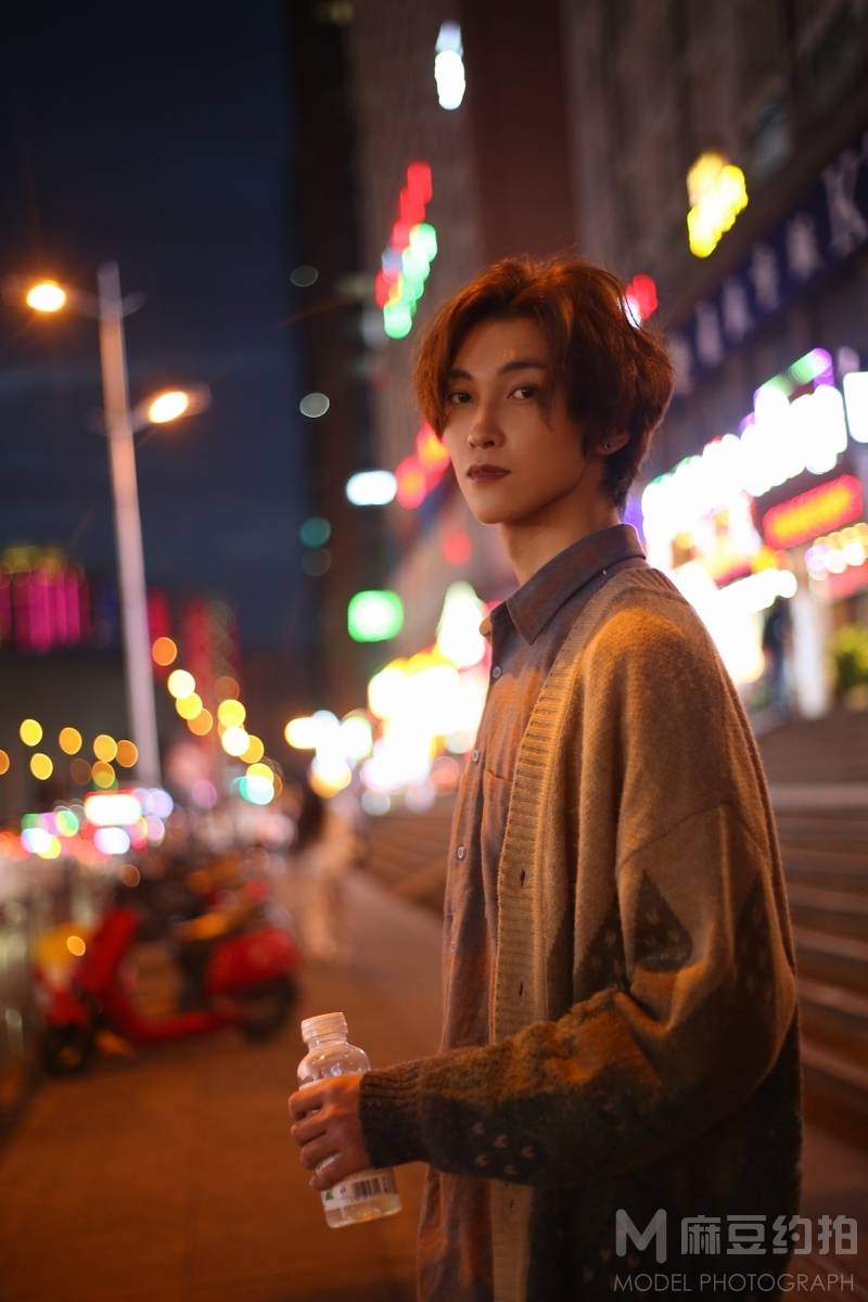 夜景模特