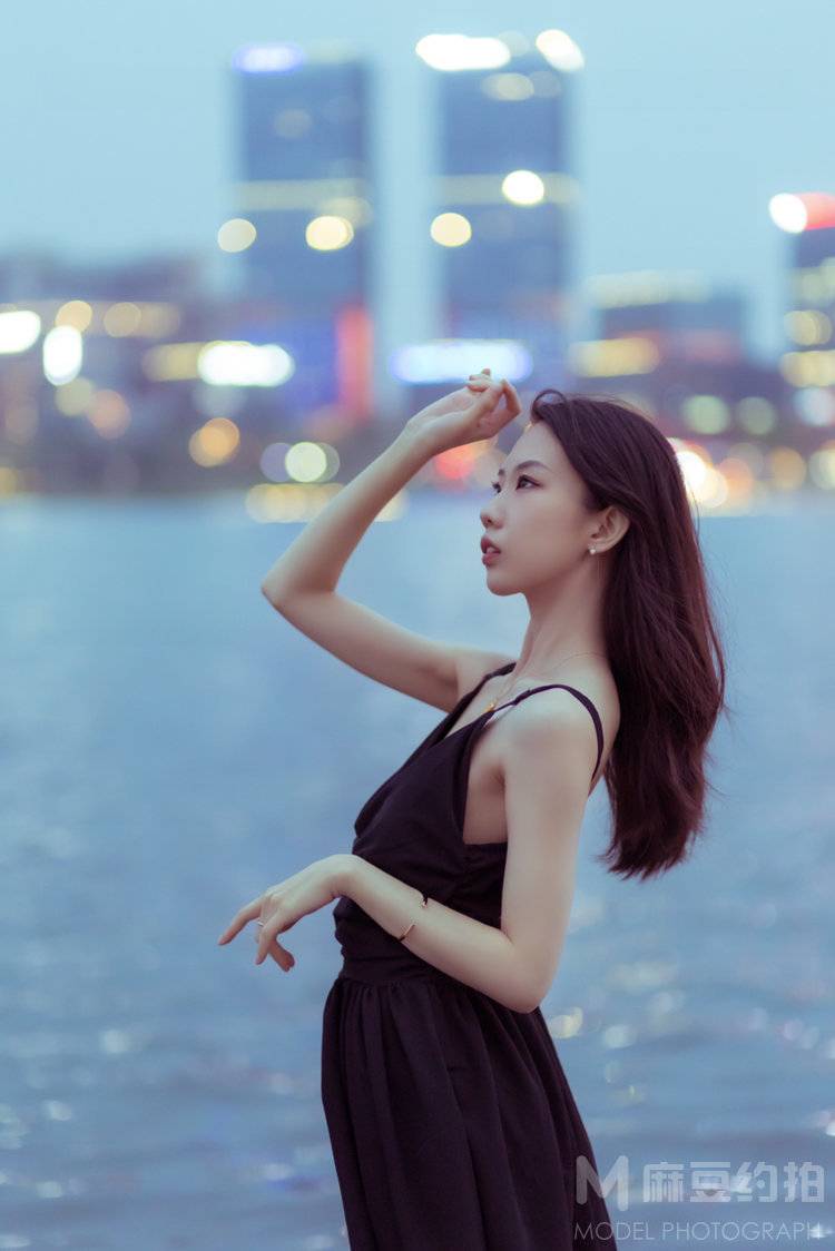 夜景模特