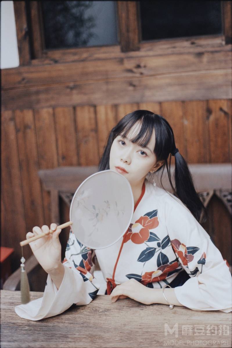 胶片模特