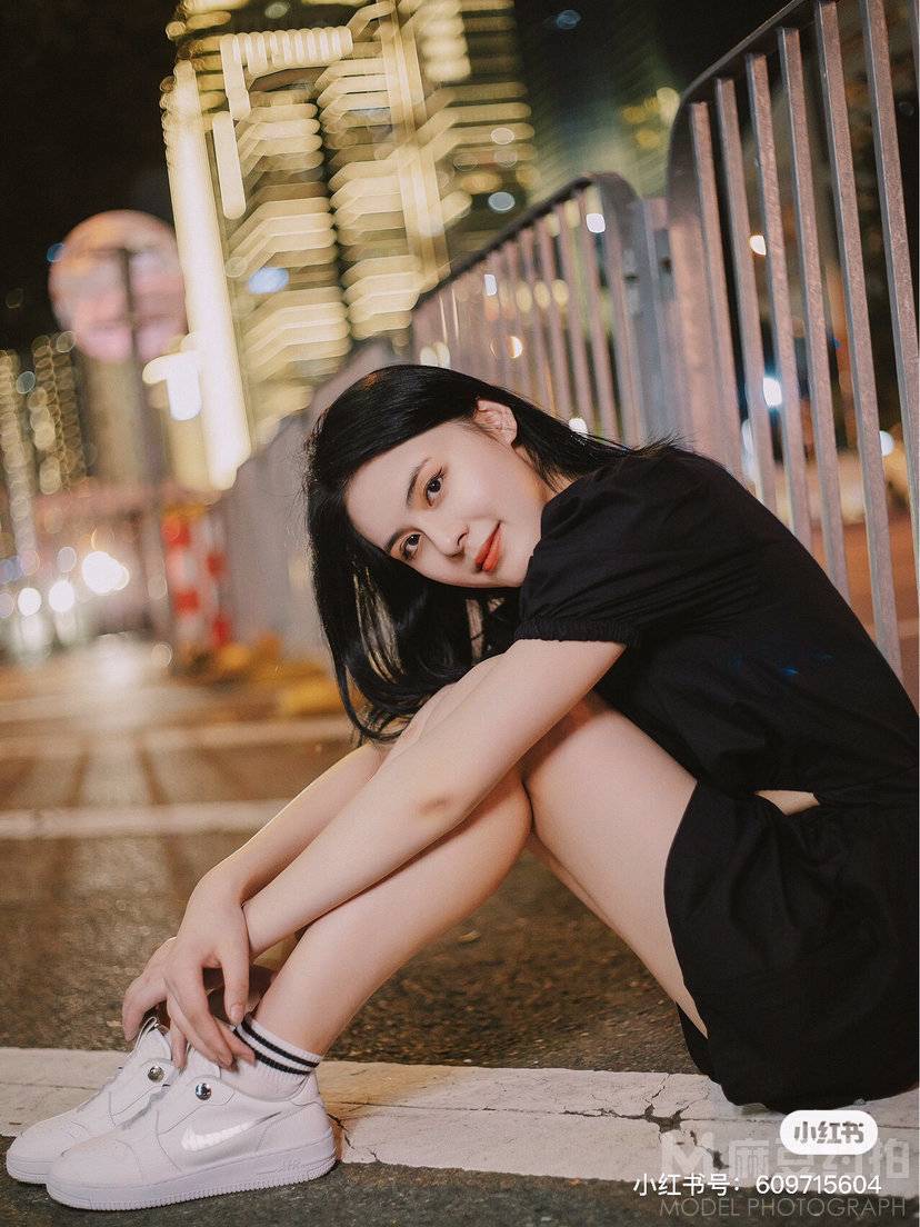 夜景模特