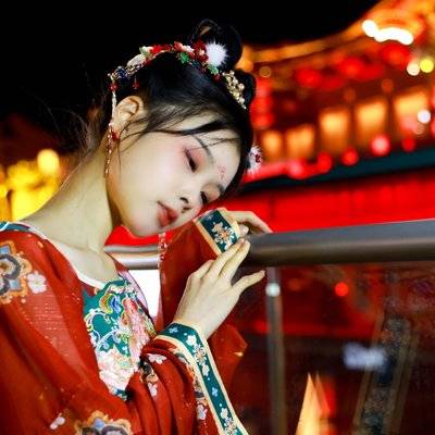 汉服模特