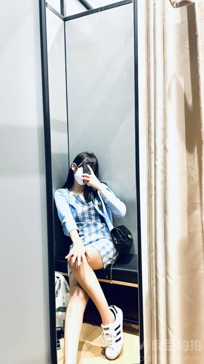 胶片模特