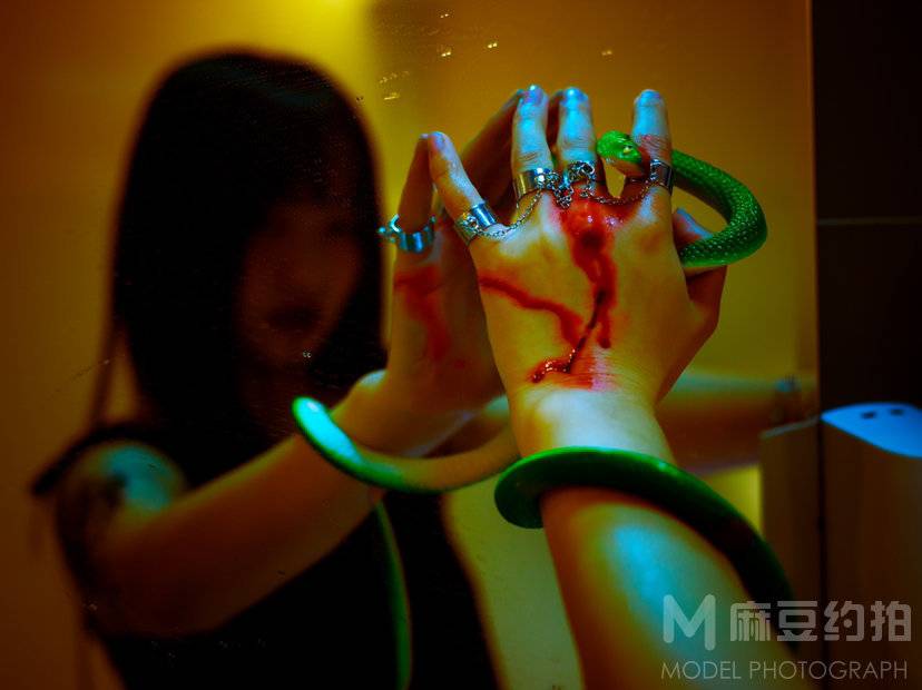 暗黑模特