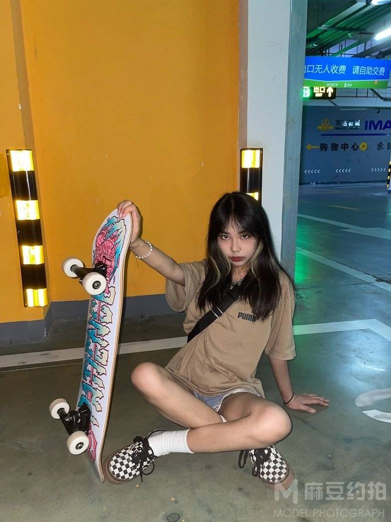 胶片模特