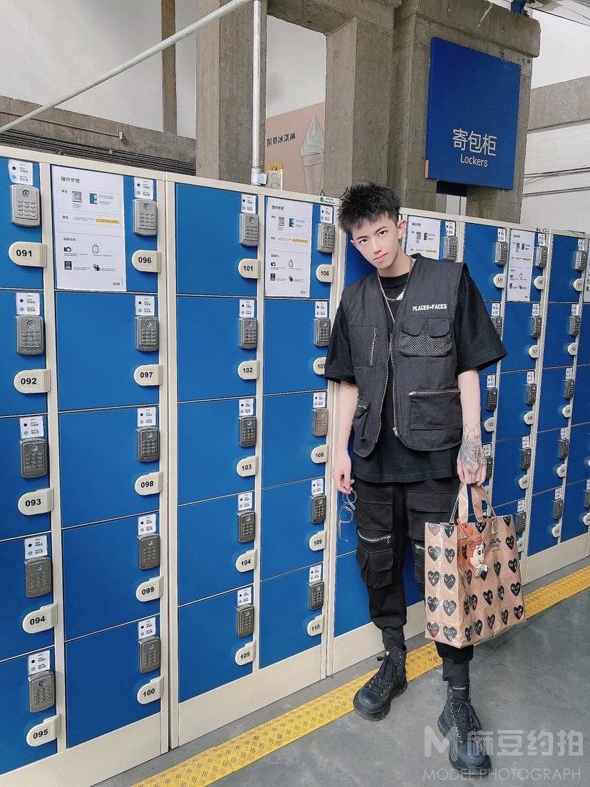 情侣模特