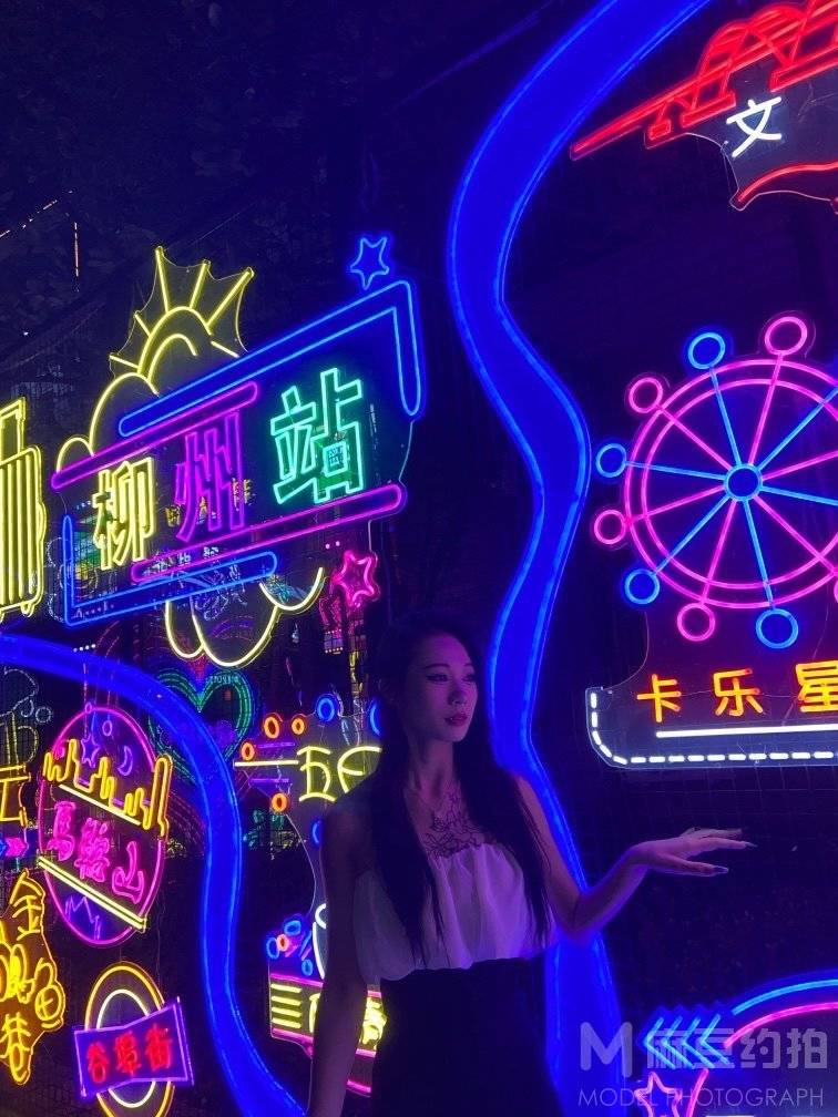 情侣模特