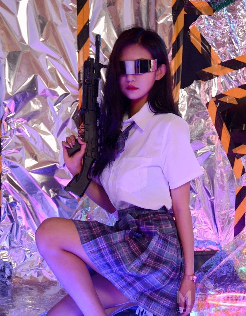 情绪模特