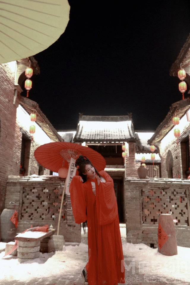 汉服模特