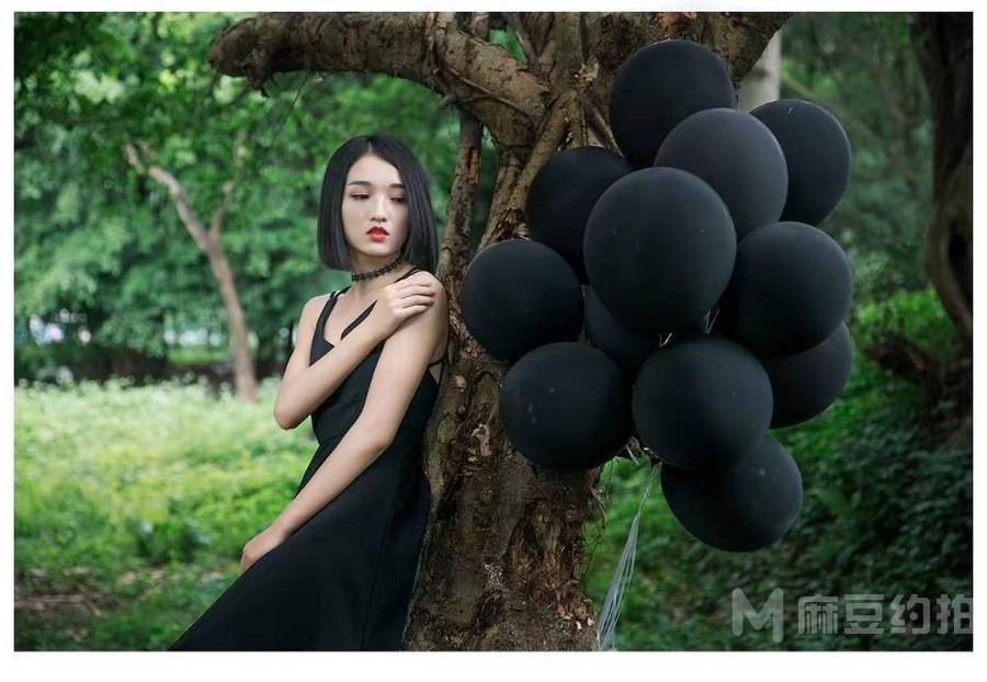 清新模特