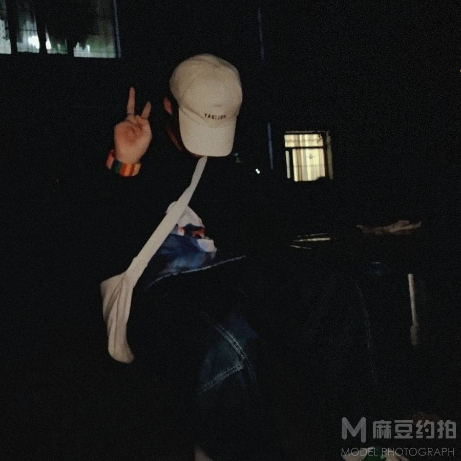 胶片模特