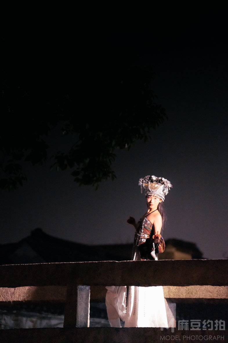 夜景模特