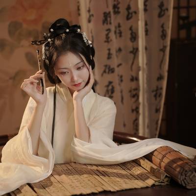 汉服模特