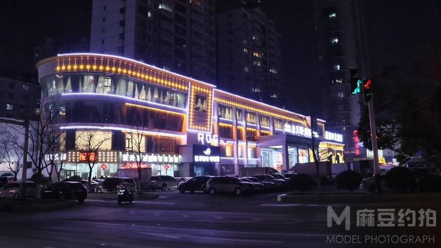 夜景模特
