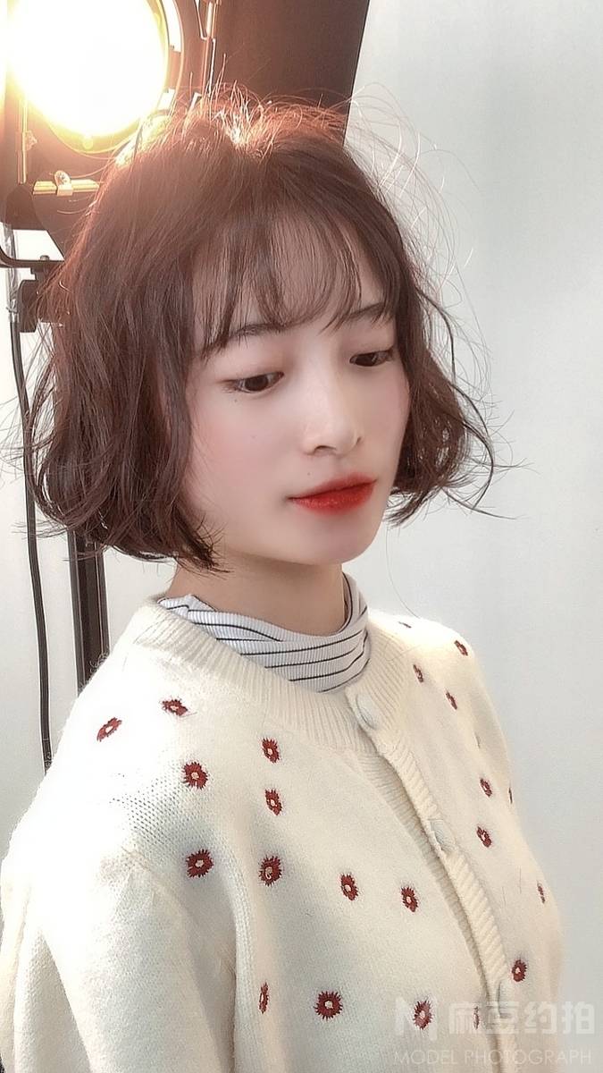 清新模特