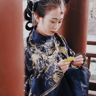 汉服模特