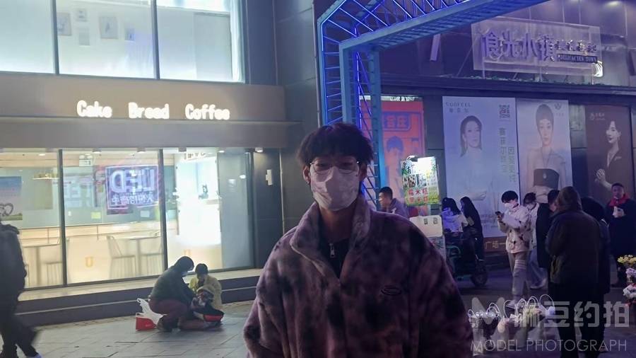 情侣模特