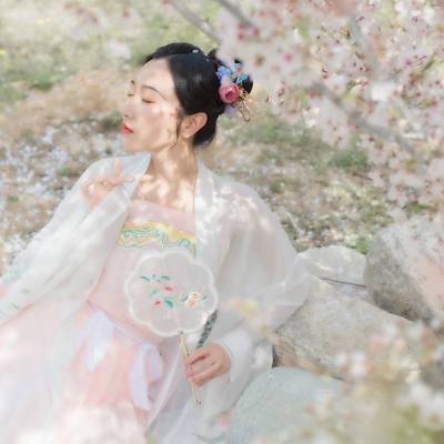 汉服模特