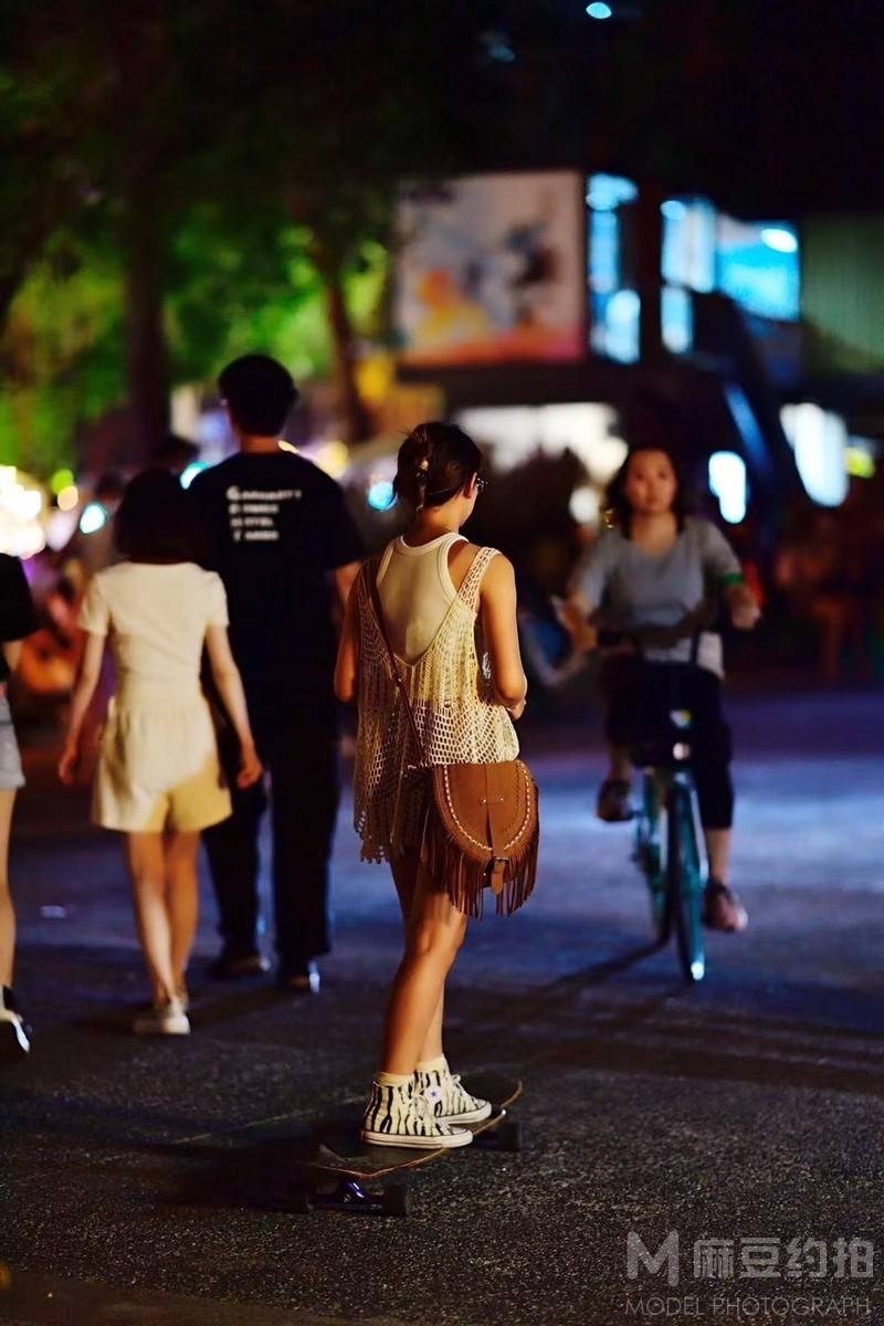 夜景模特