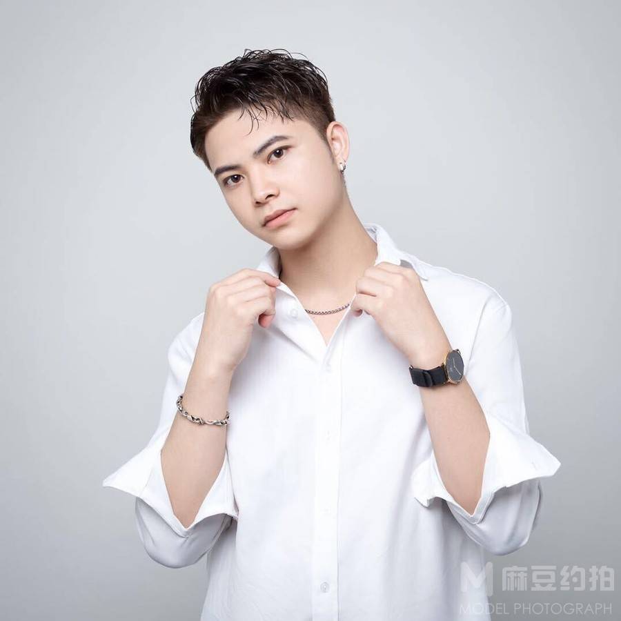 情侣模特