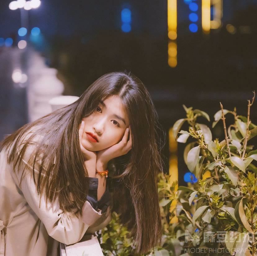 夜景模特