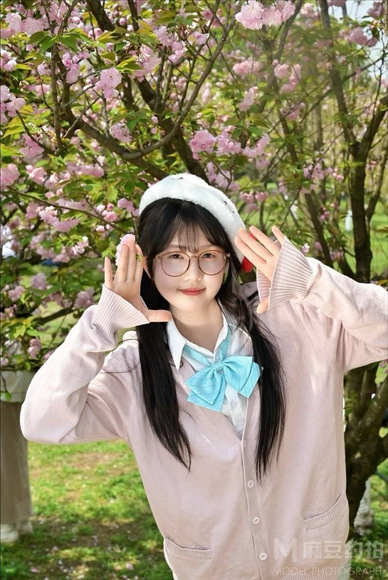校园模特
