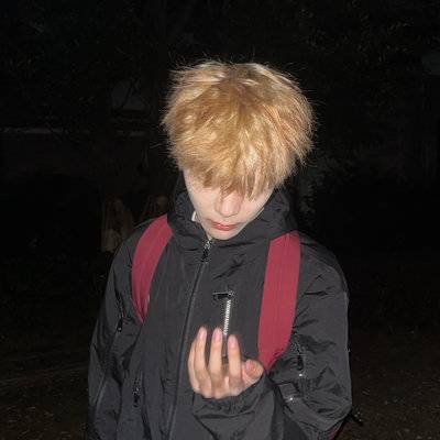 黑白模特
