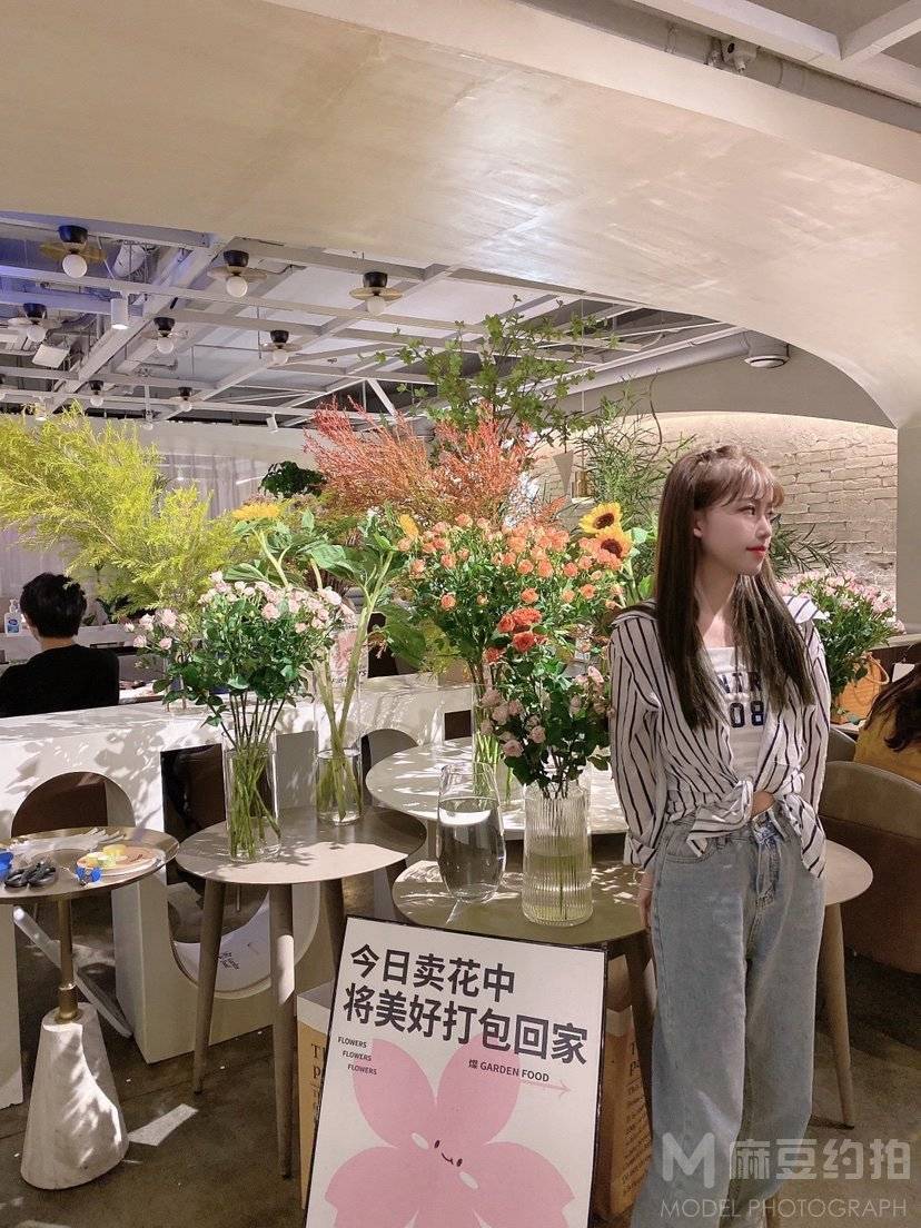 清新模特