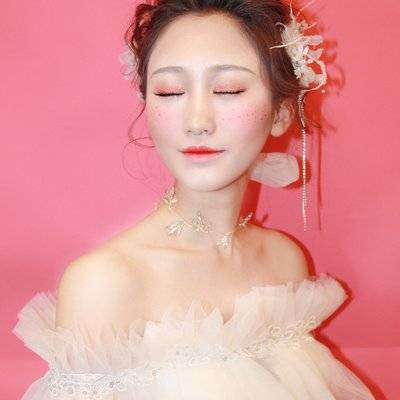 妆容模特
