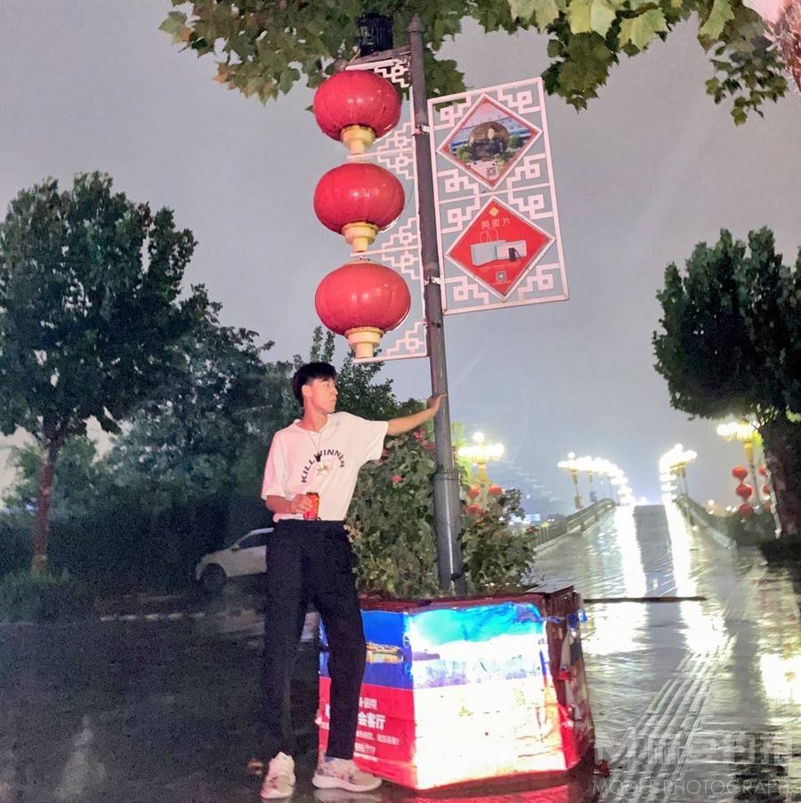 夜景模特