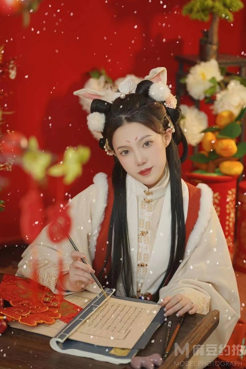 汉服模特
