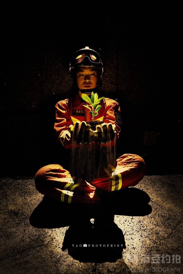 夜景模特