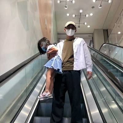 黑白模特
