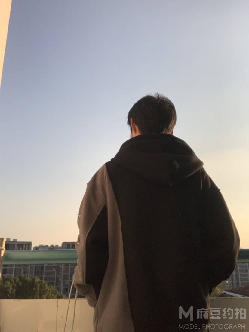 黑白模特